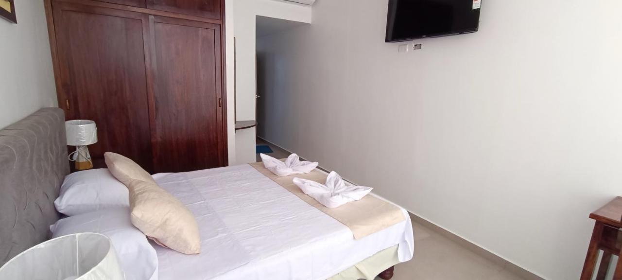 Mantarraya Bed & Breakfast Puerto Baquerizo Moreno Exterior photo